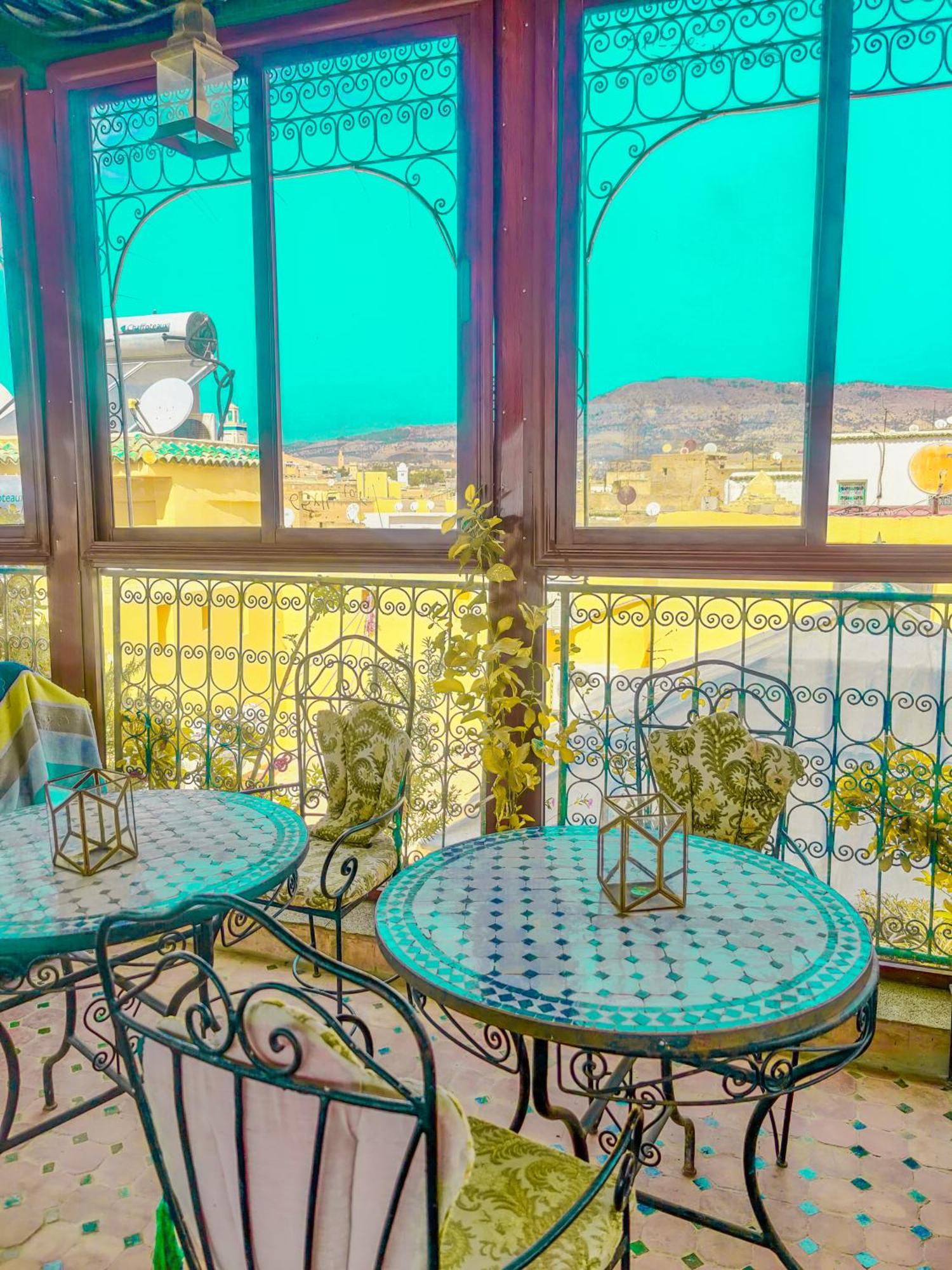 Ryad Zahrat Fes Luaran gambar