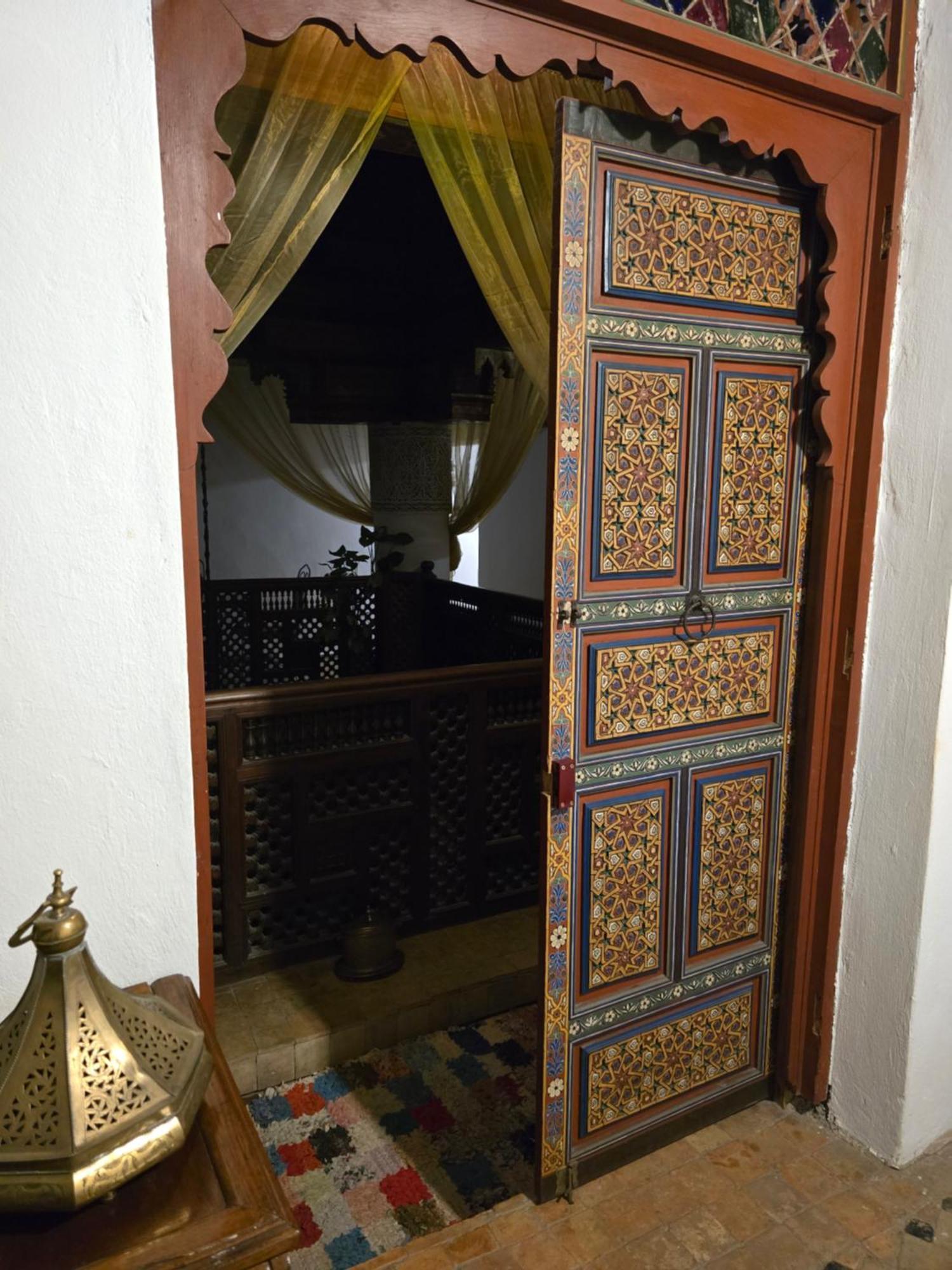 Ryad Zahrat Fes Luaran gambar